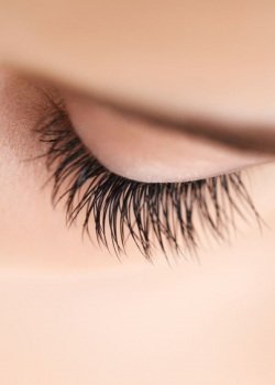 DEFINE THE APPEARANCE OF EYES, LASHES & BROWS AT MELANIE RICHARD’S BEAUTY SALON, PETERBOROUGH
