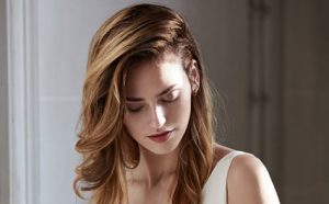 autumnal honey coloured highlights at melanie richards hair salon