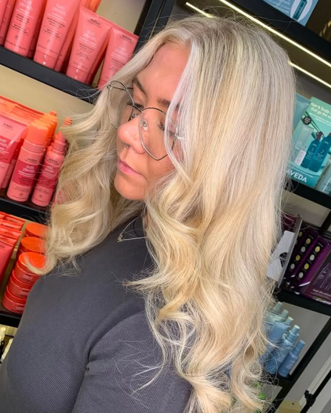 Fresh & Bright Blonde Hair Colours On Long Hair Fresh & Bright Blonde Hair Colours On Long Hair