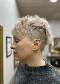 full-head-hair-colour-on-short-cropped-hair-at-melanie-richards-hairdressres-peterborough