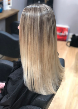 MELANIE RICHARD’S HAIRDRESSING FOR THE BEST HAIR COLOUR IN PETERBOROUGH