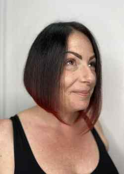 angled-short-brunette-womens-bob