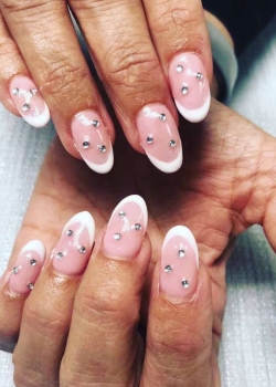 gel-nails-near-me-1